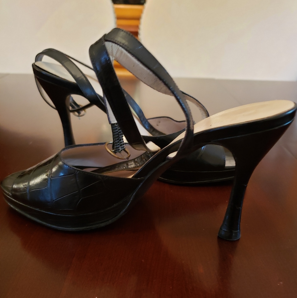 GIORGIO ARMANI BLACK HEELED SANDALS